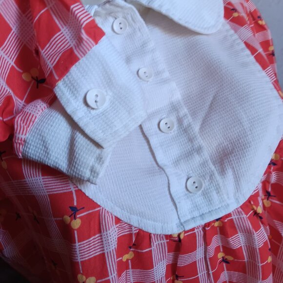 Medium Vintage Plaid Long Sleeve Blouse With White Bib Collar & Button Front - Picture 4 of 7